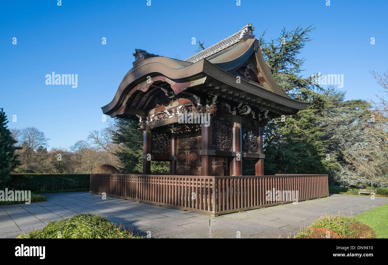 Chokushi-Mon o Gateway di Imperiale Messenger a Kew Gardens Londra Inghilterra REGNO UNITO Foto Stock