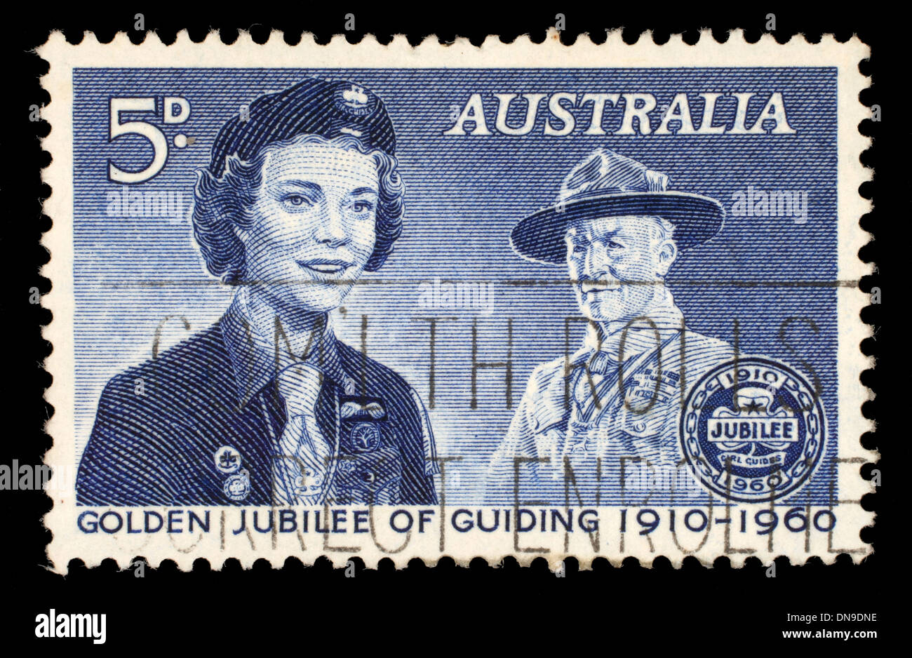 Timbro stampato in Australia mostra ragazza guida e Lord Baden-Powell, cinquantesimo anniversario delle Girl Guides, circa 1960 Foto Stock