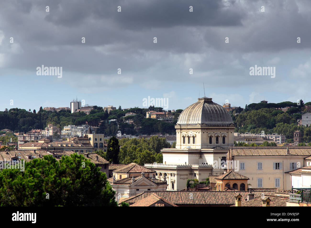 Cupola della Sinagoga di Roma - Italia Foto Stock