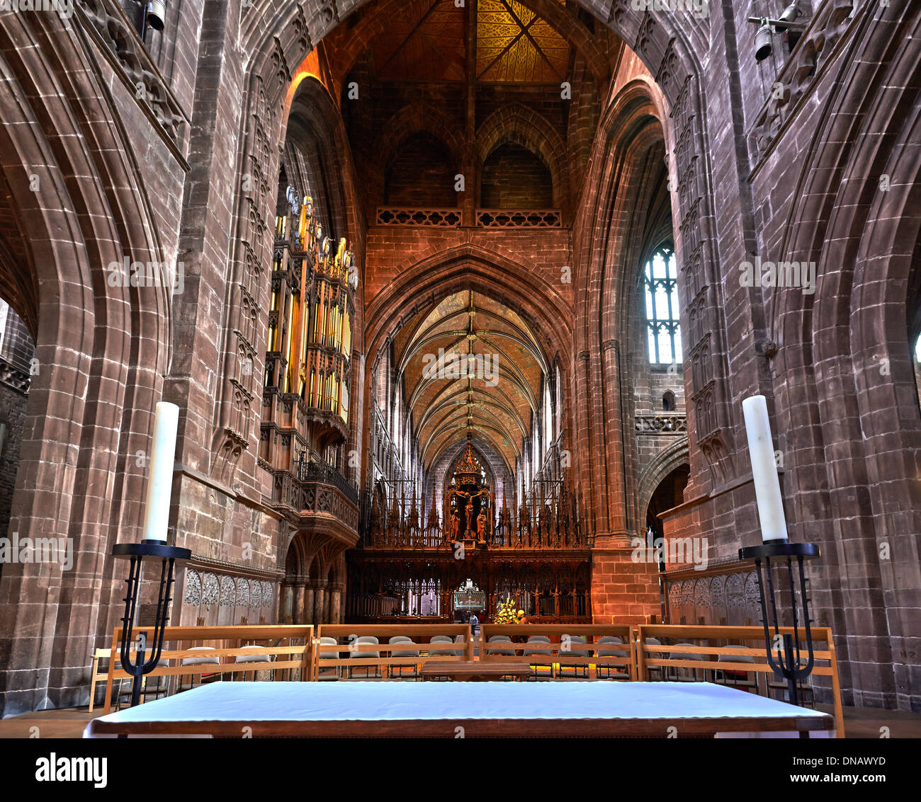 Chester Cathedral è la chiesa madre della Chiesa di Inghilterra diocesi di Chester e si trova nella città di Chester Foto Stock