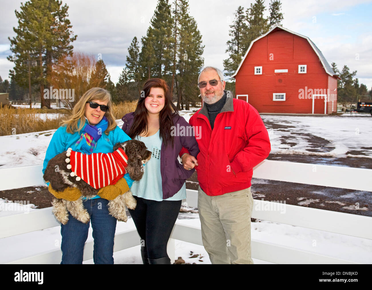 Un Americano azienda agricola di famiglia in un giorno di inverno in azienda Foto Stock