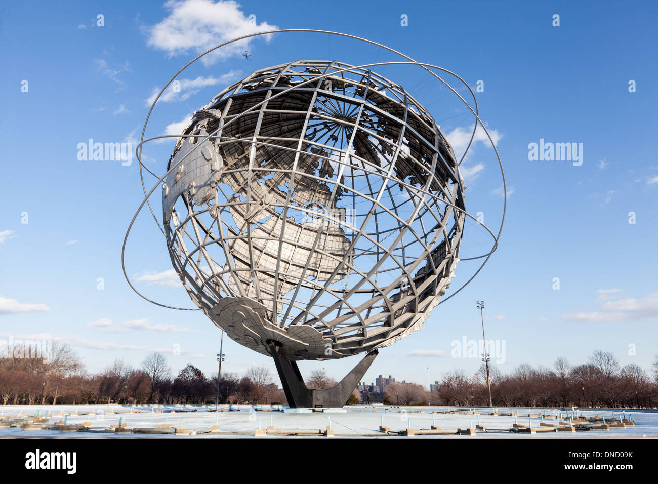 Unisfera, acciaio inossidabile, 12 piani, costruita per la fiera mondiale del 1964, Flushing Meadows, Queens, a New York Foto Stock