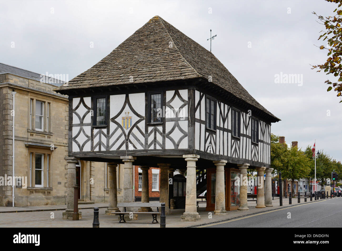 Old Market hall nella strada principale di Wootton Bassett. Wiltshire. Inghilterra Foto Stock
