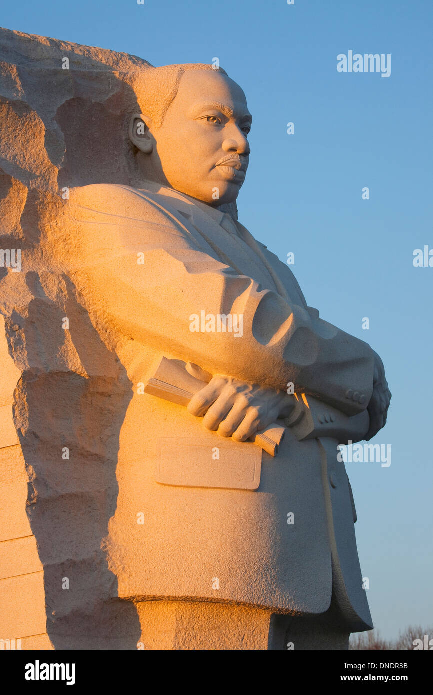 Il Martin Luther King Jr. Memorial, un monumento al leader dei diritti civili. Situato a Washington D.C., il memoriale è il 395 National Park e si trova sul National Mall sul bacino di marea. Foto Stock