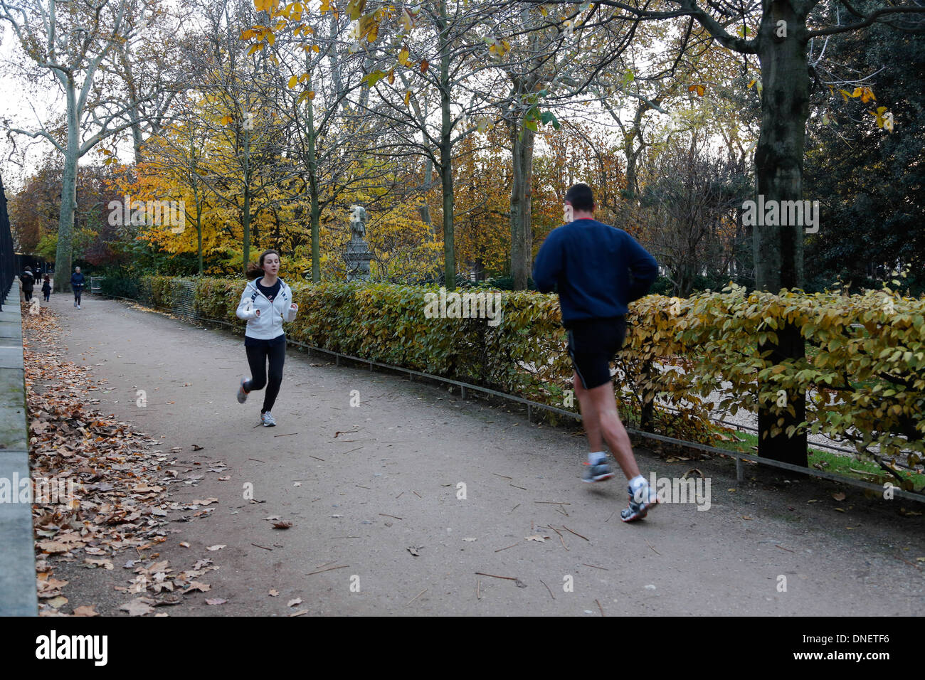 Per chi ama fare jogging nei giardini di Lussemburgo, Parigi, Francia. Foto Stock