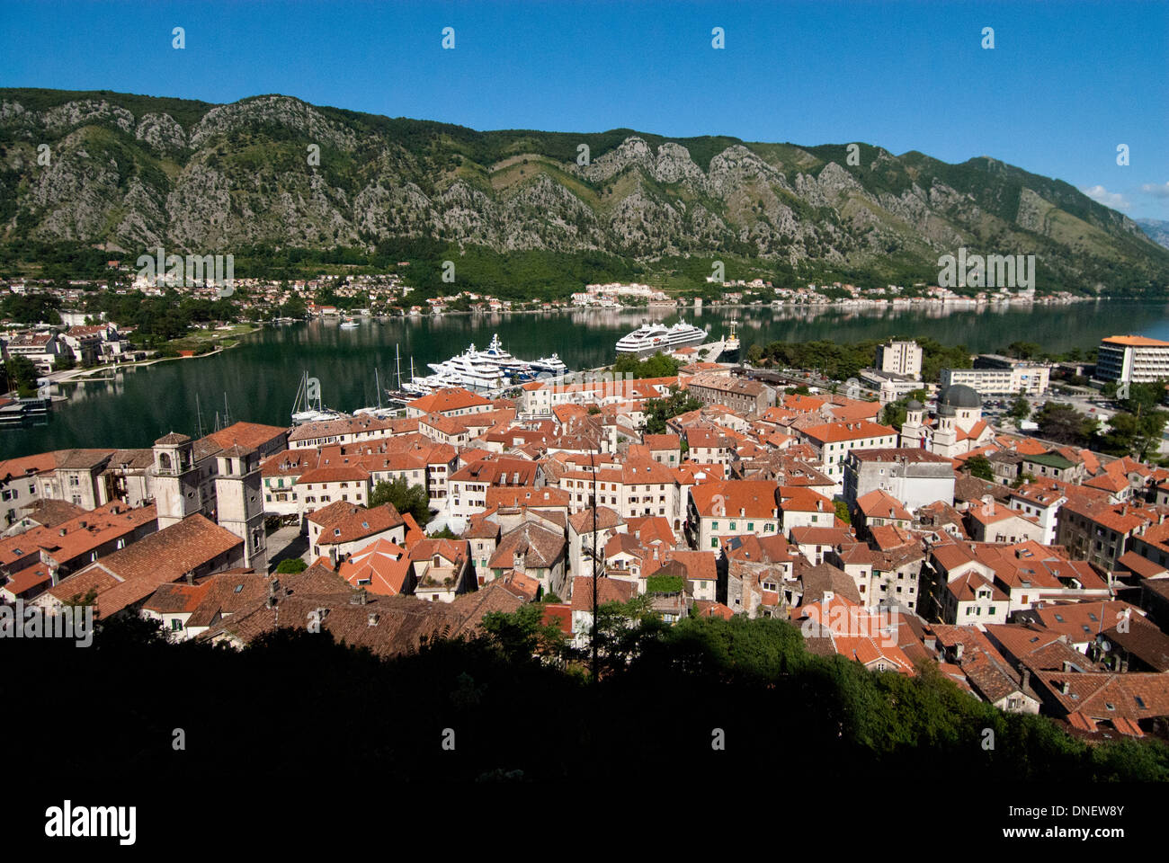 Città vecchia di Kotor interna della Baia di Kotor, Montenegro Foto Stock