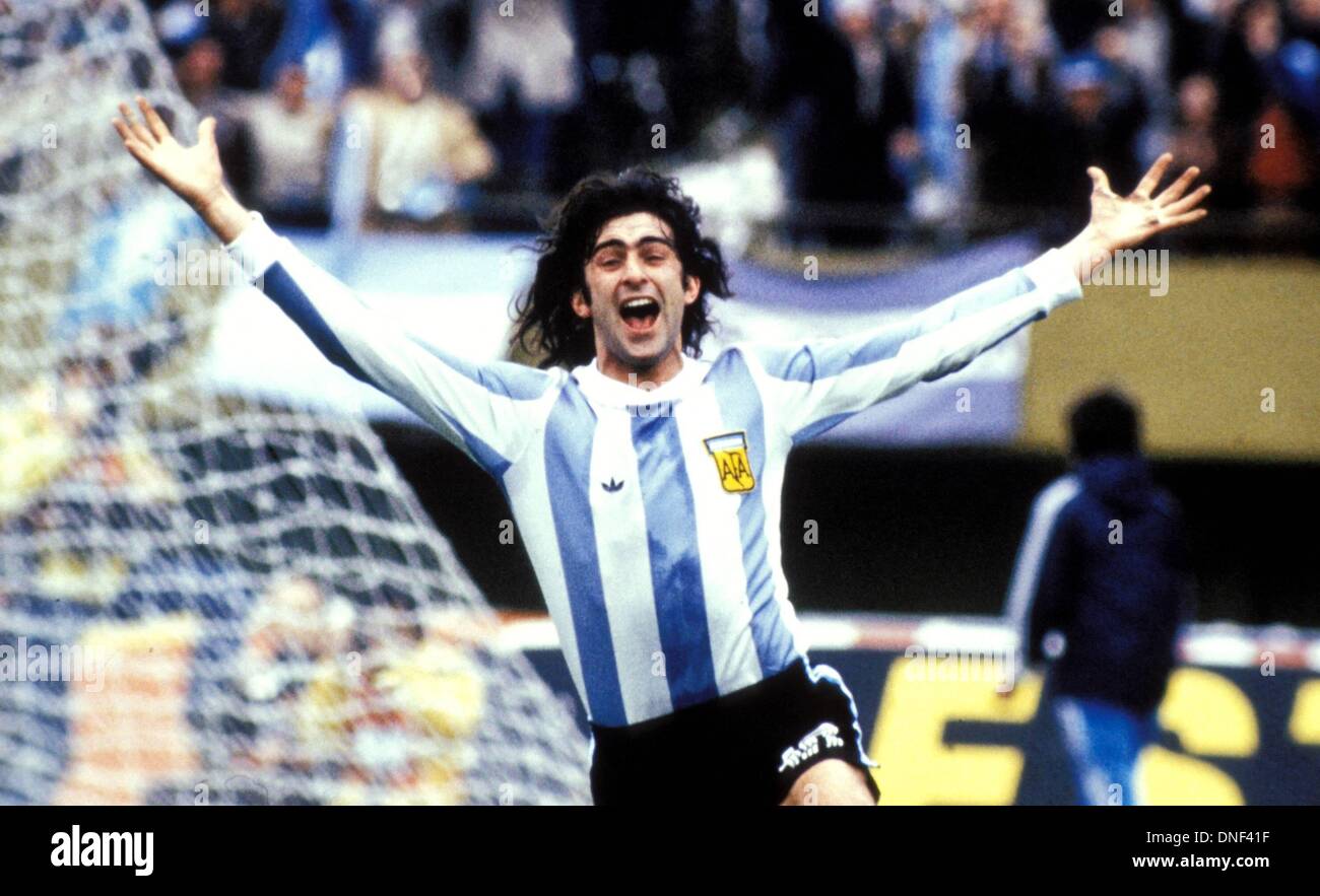 25.06.1978 Buenos Aires Argentina. Mario Kempes (Argentina) - celebra il suo gol segnato nella finale di Coppa del mondo 1978 Foto Stock