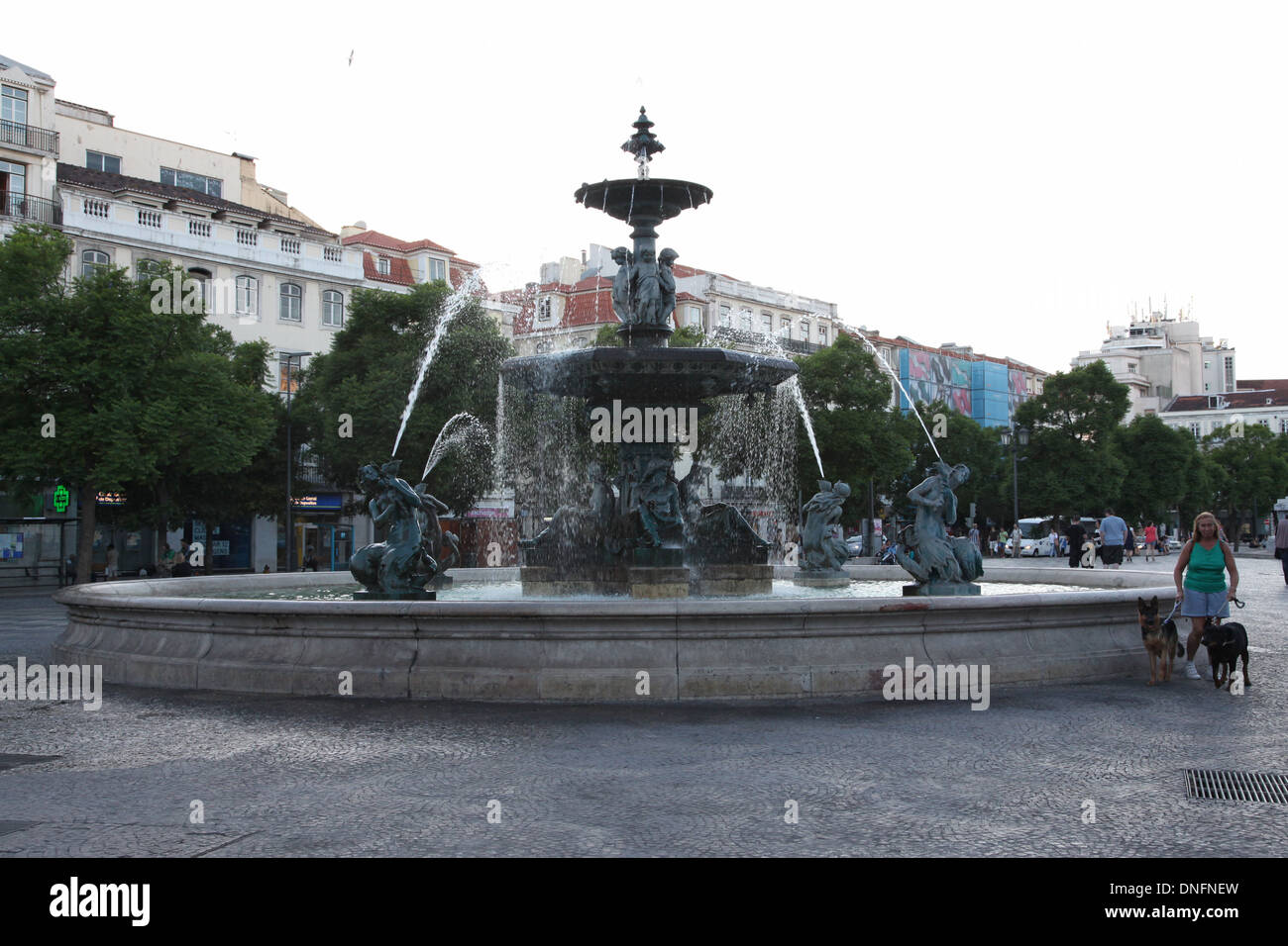 Fontana sul Praça Dom Pedro IV, Lisbona Foto Stock