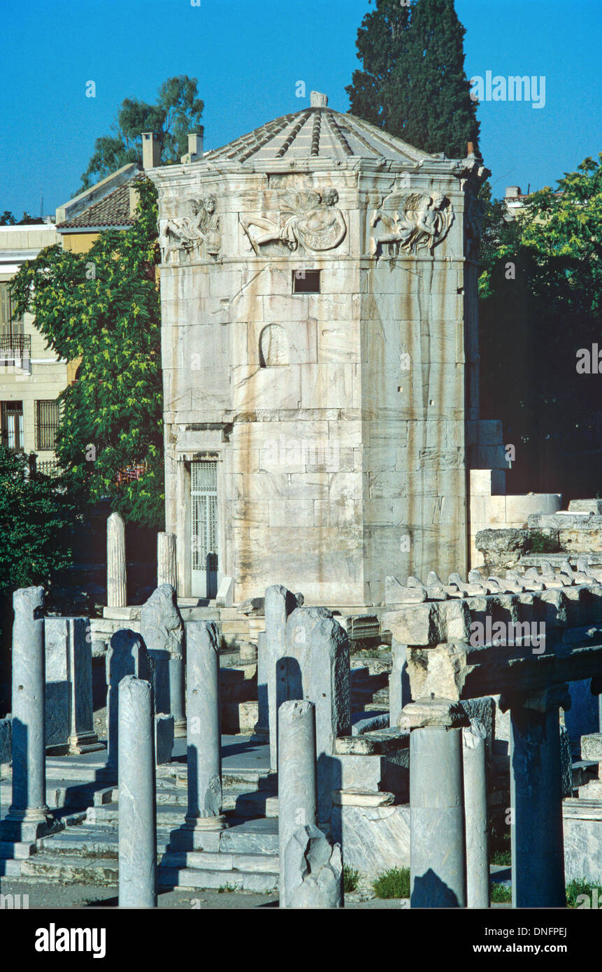 Torre dei Venti di Clock Tower e il cimitero di Romano Agora Atene Grecia Foto Stock