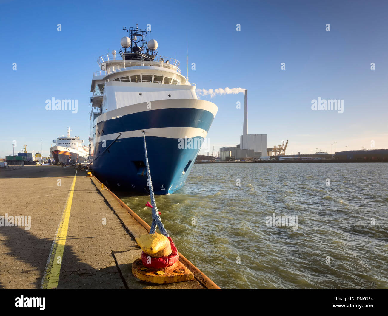 Approvvigionamento di navi in olio di Esbjerg Harbour, Danimarca Foto Stock