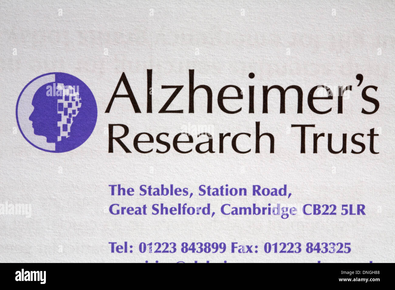 Il morbo di Alzheimer Research Trust logo e indirizzo dettagli sulla lettera Foto Stock