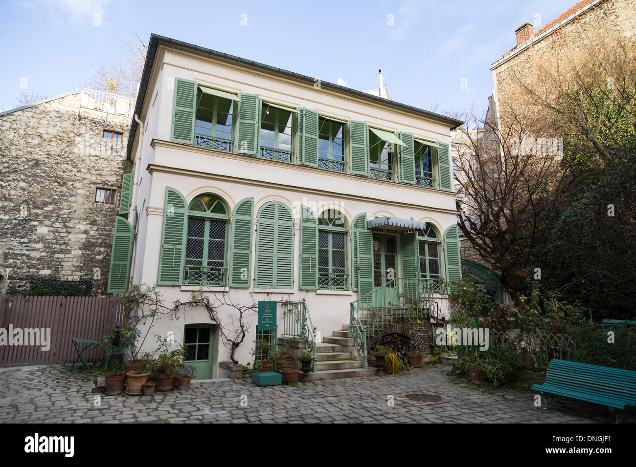 Musée de la Vie Romantique (costruito 1830, ex casa di Ary Scheffer), rue Chaptal, Parigi, Francia Foto Stock