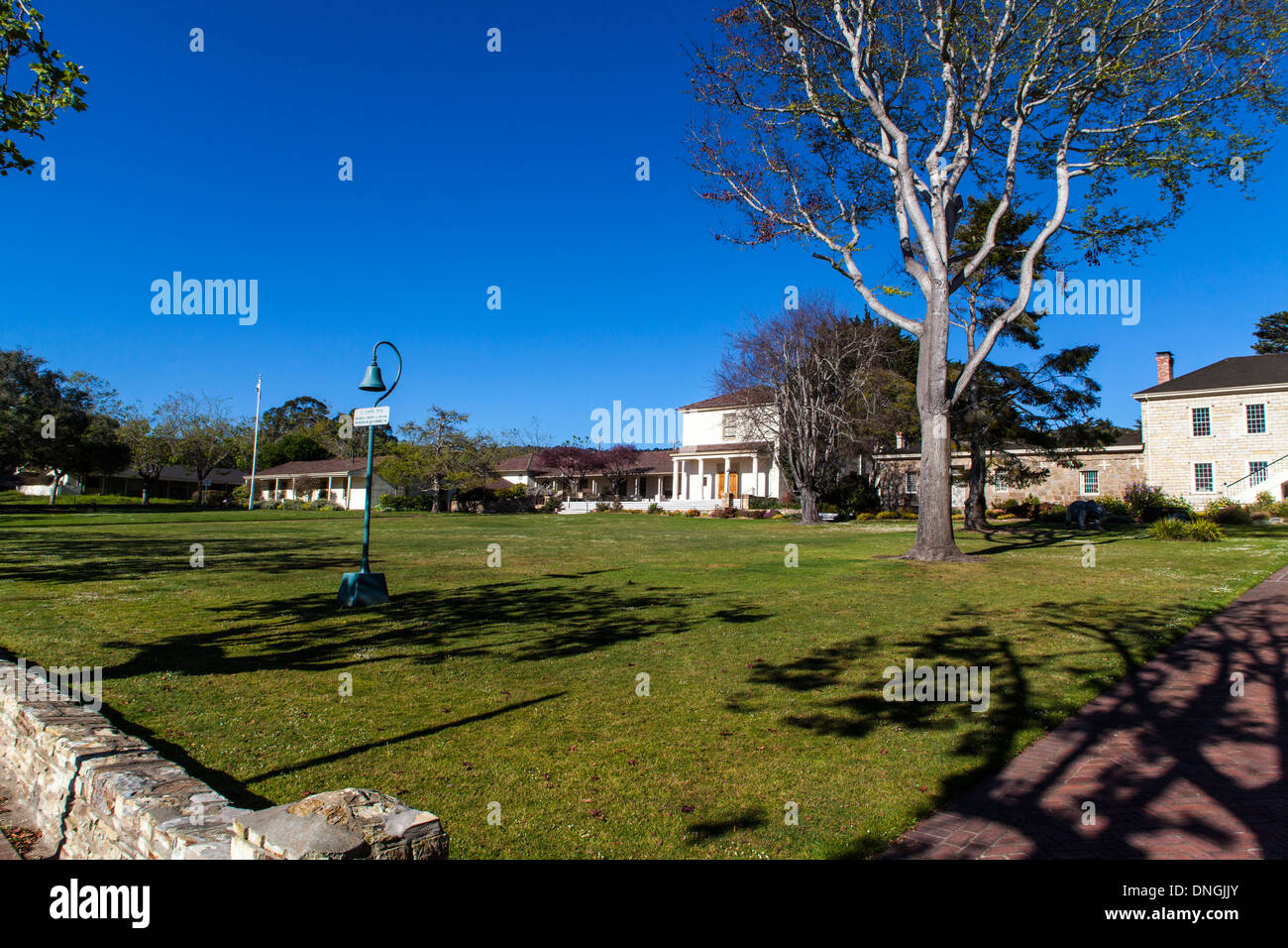 Monterey City Hall e Colton hall nel centro storico di Monterey Foto Stock