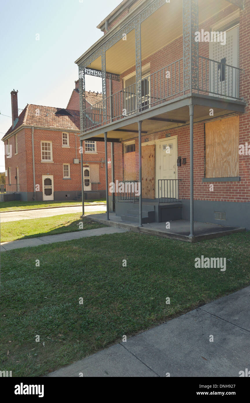 Abbandonato Iberville Housing Project in Treme sezione di New Orleans Foto Stock