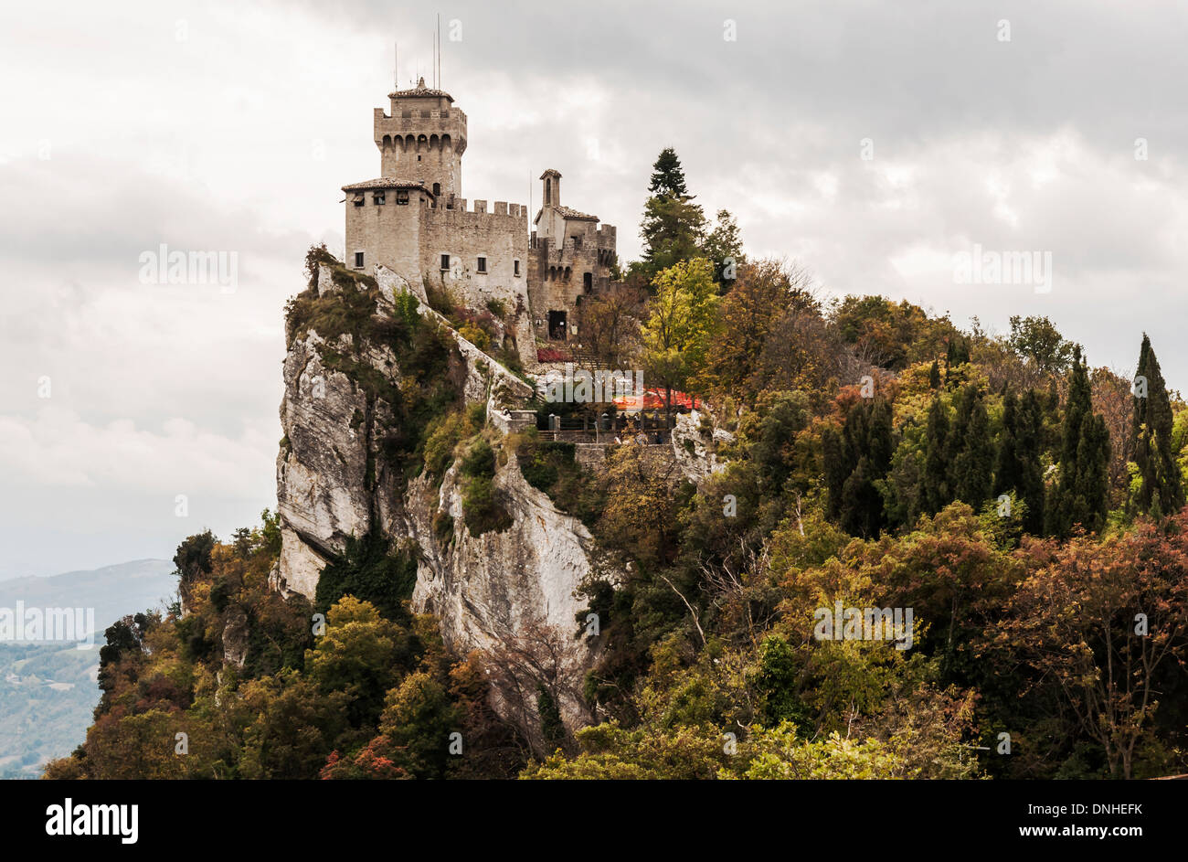La fortezza e la parete della Repubblica di San Marino Foto Stock