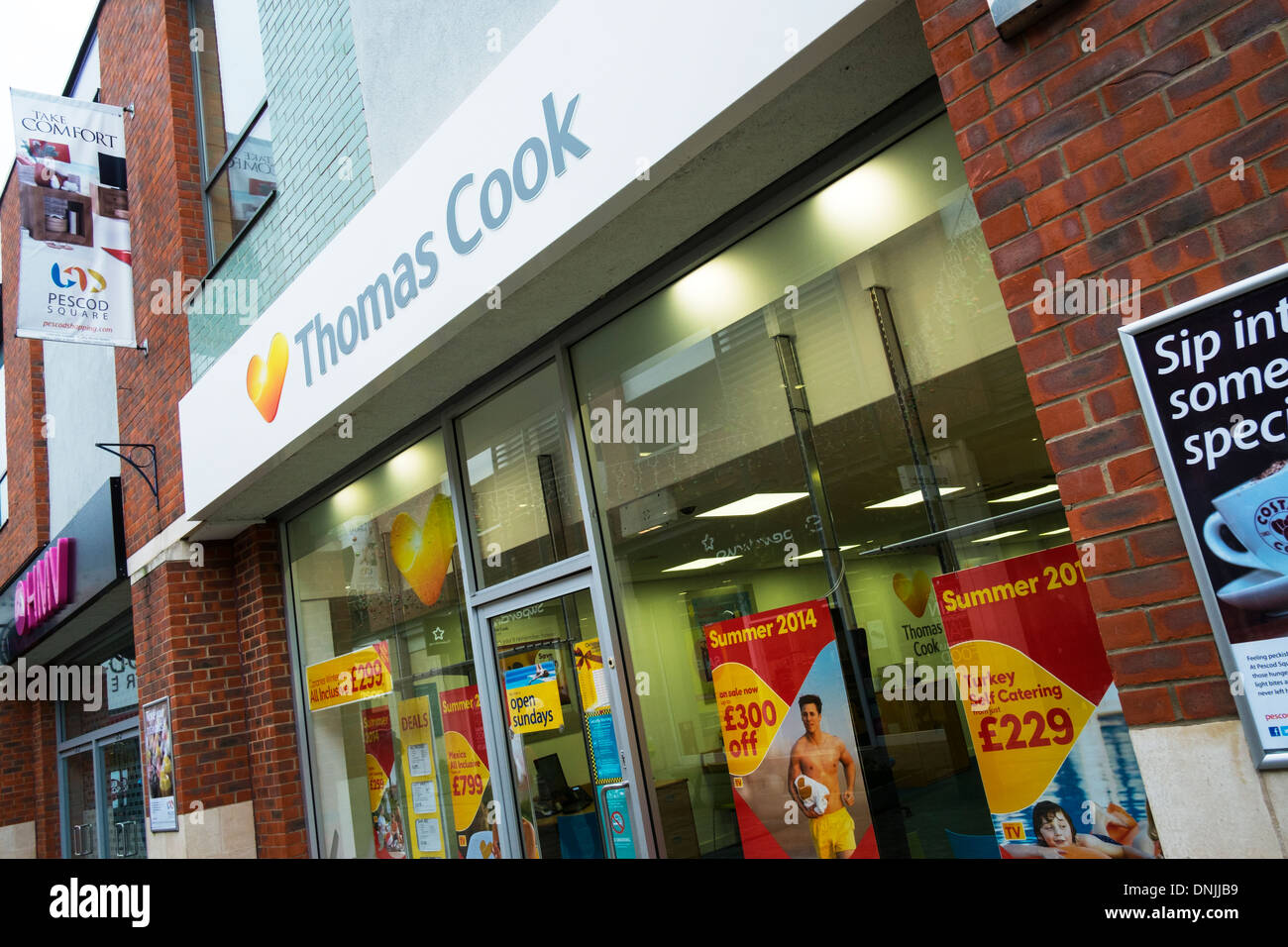 Thomas Cook Travel agent agenti shop store al di fuori del segno di ingresso facciata anteriore città di Boston. Lincolnshire, Regno Unito Inghilterra Foto Stock