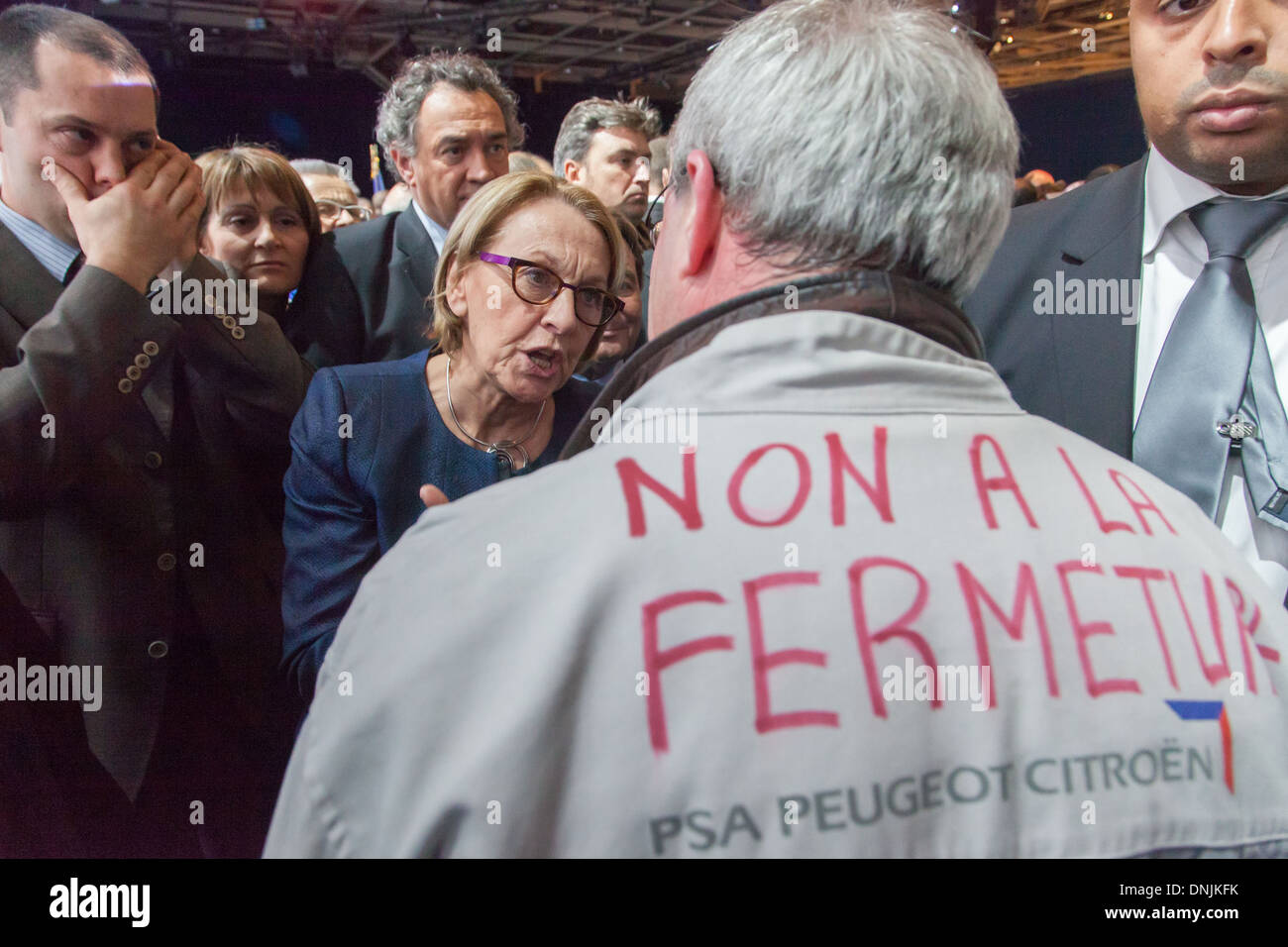 MARYLISE LEBRANCHU, ministro per la riforma dello stato e la decentralizzazione, ARRESTATO IL SUO INTERVENTO QUANDO I DIPENDENTI DALLA FABBRICA DI PSA IN AULNAY È VENUTO A DIMOSTRARE CONTRO LICENZIAMENTI, 95esimo CONGRESSO DEI SINDACI FRANCESI E I LEADER DELLE COMUNITÀ DI FRANCIA Foto Stock