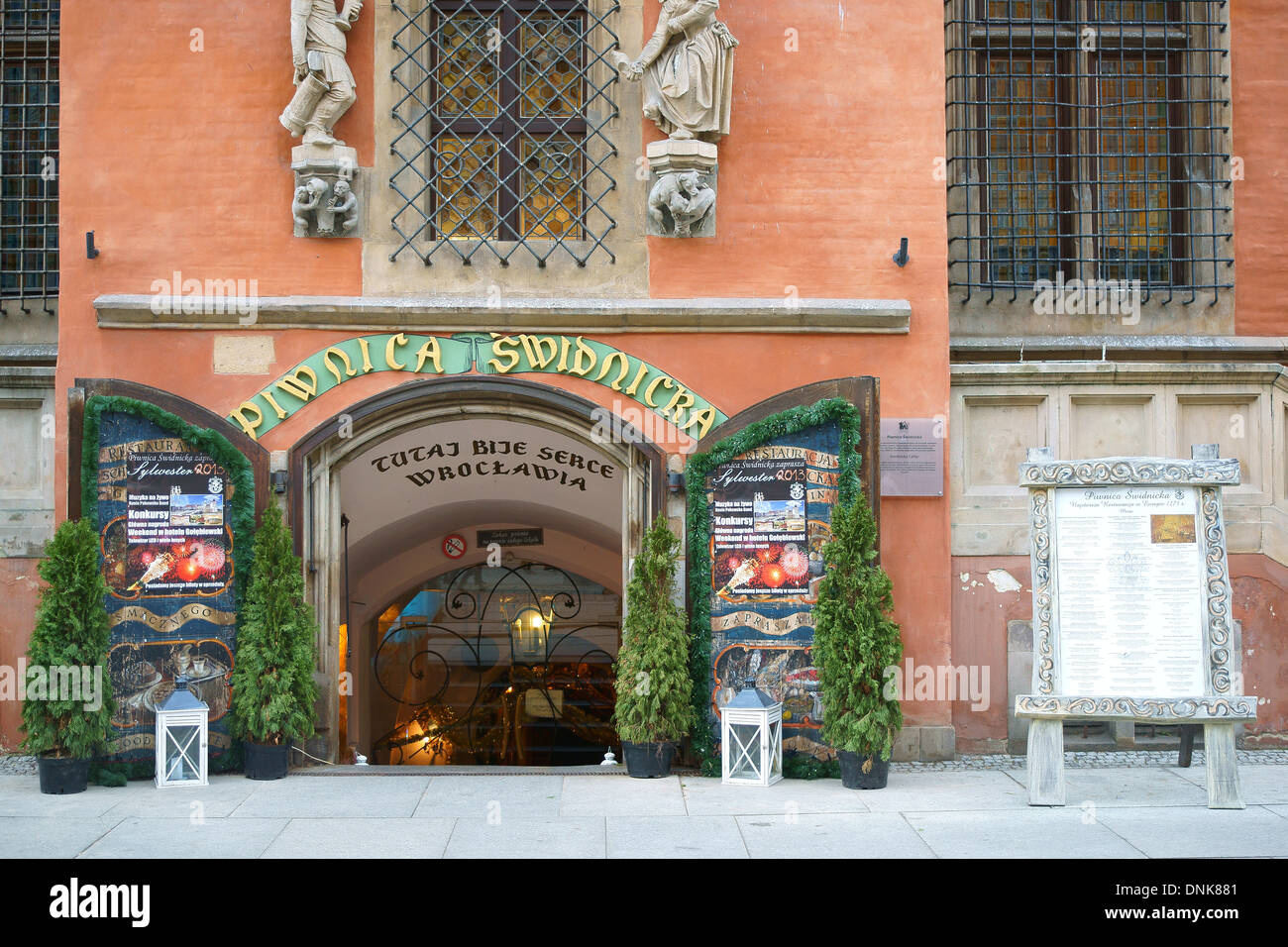 Wroclaw Piwnica Swidnicka Ristorante nel Municipio della Città Vecchia Schweidnitzer Keller Foto Stock