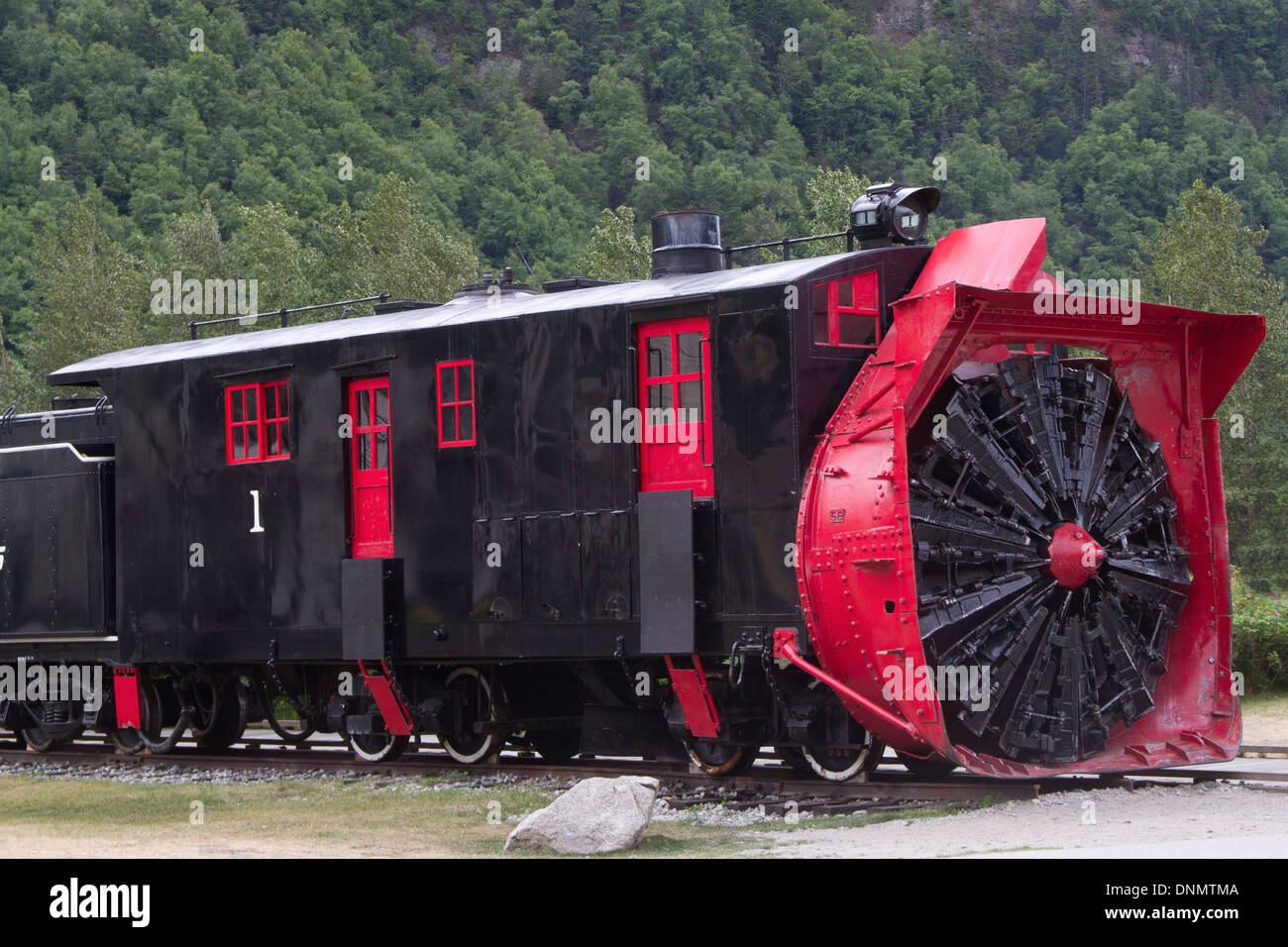 Spazzaneve usato per cancellare la neve da vie del White Pass e Yukon Railroad.Skagway,Alaska Foto Stock