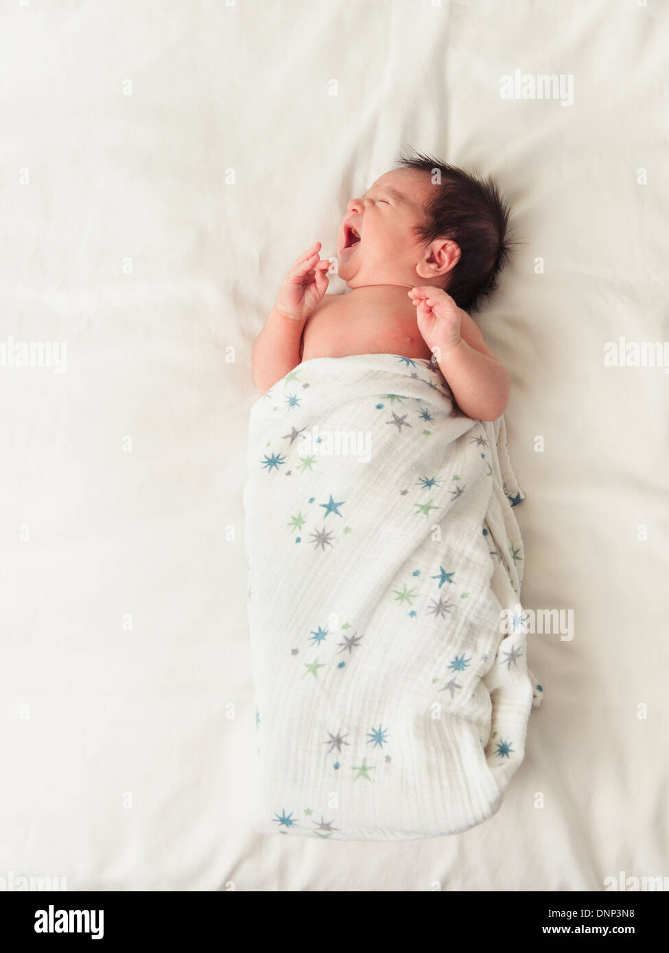 Ritratto di neonato ragazzo (0-1 mesi) Foto Stock