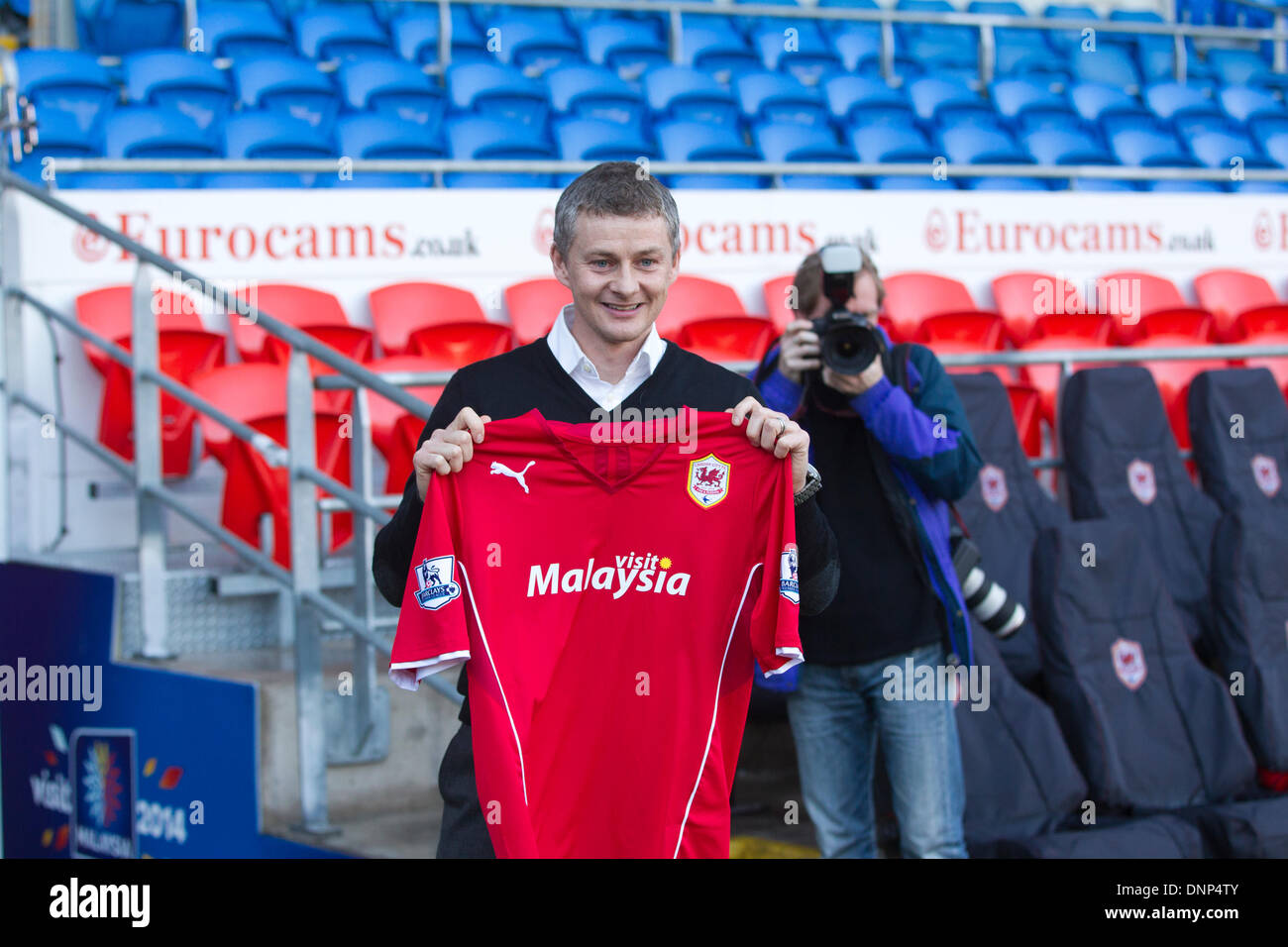 La città di Cardiff, Galles, UK. Il 2 gennaio 2014. Ole Gunnar Solskjaer, ex Manchester United riscontro è nominato come Cardiff City è di nuovo manager. Credito: Jeff Gilbert/Alamy Live News Foto Stock