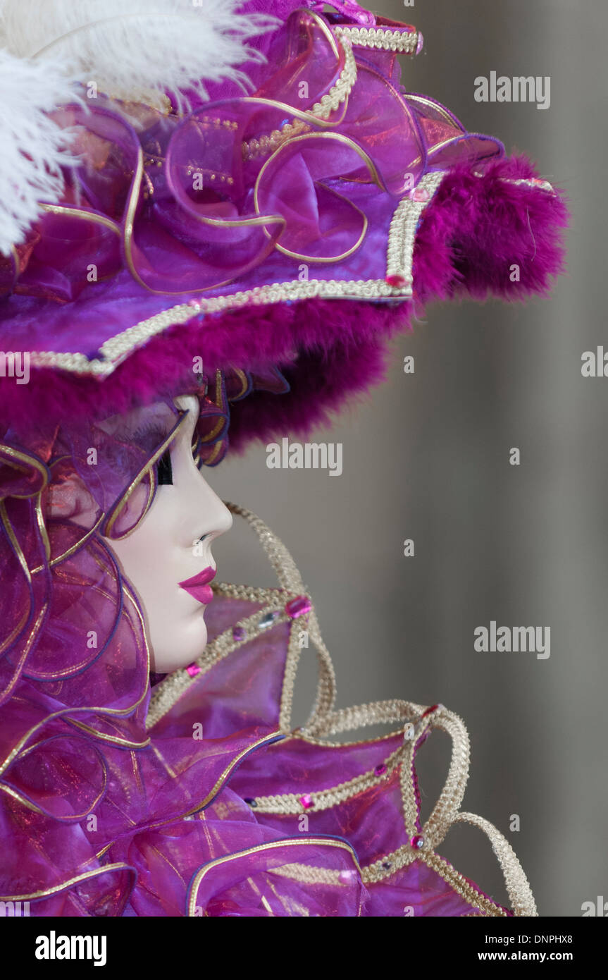 Il carnevale in costume partecipante, dama veneziana, San Marco, Venezia,  Italia Foto stock - Alamy