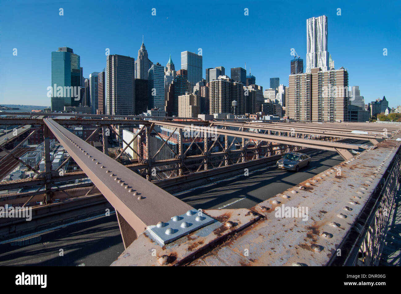 Vista della città di New York dal ponte di Brooklyn Foto Stock