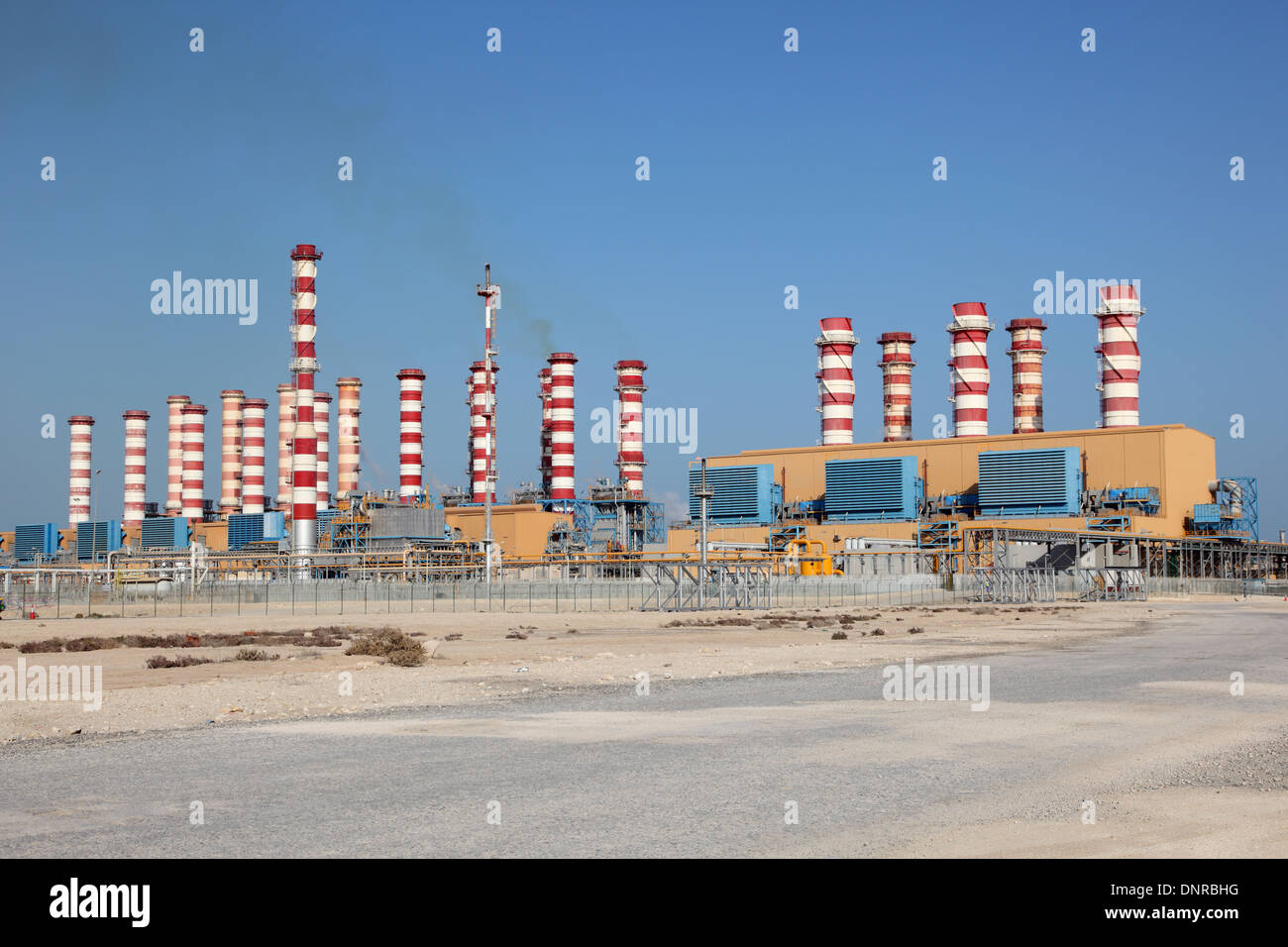 Impianto di alimentazione in Qatar nel Medio Oriente Foto Stock