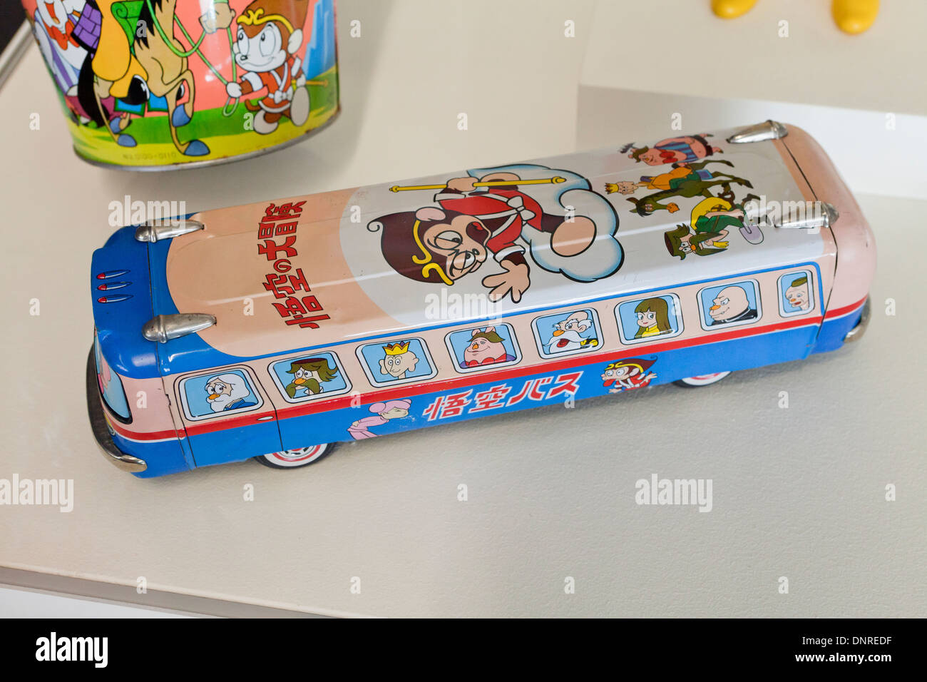 Re delle Scimmie Autobus - manga giapponese personaggio giocattolo di stagno, circa sessanta Foto Stock