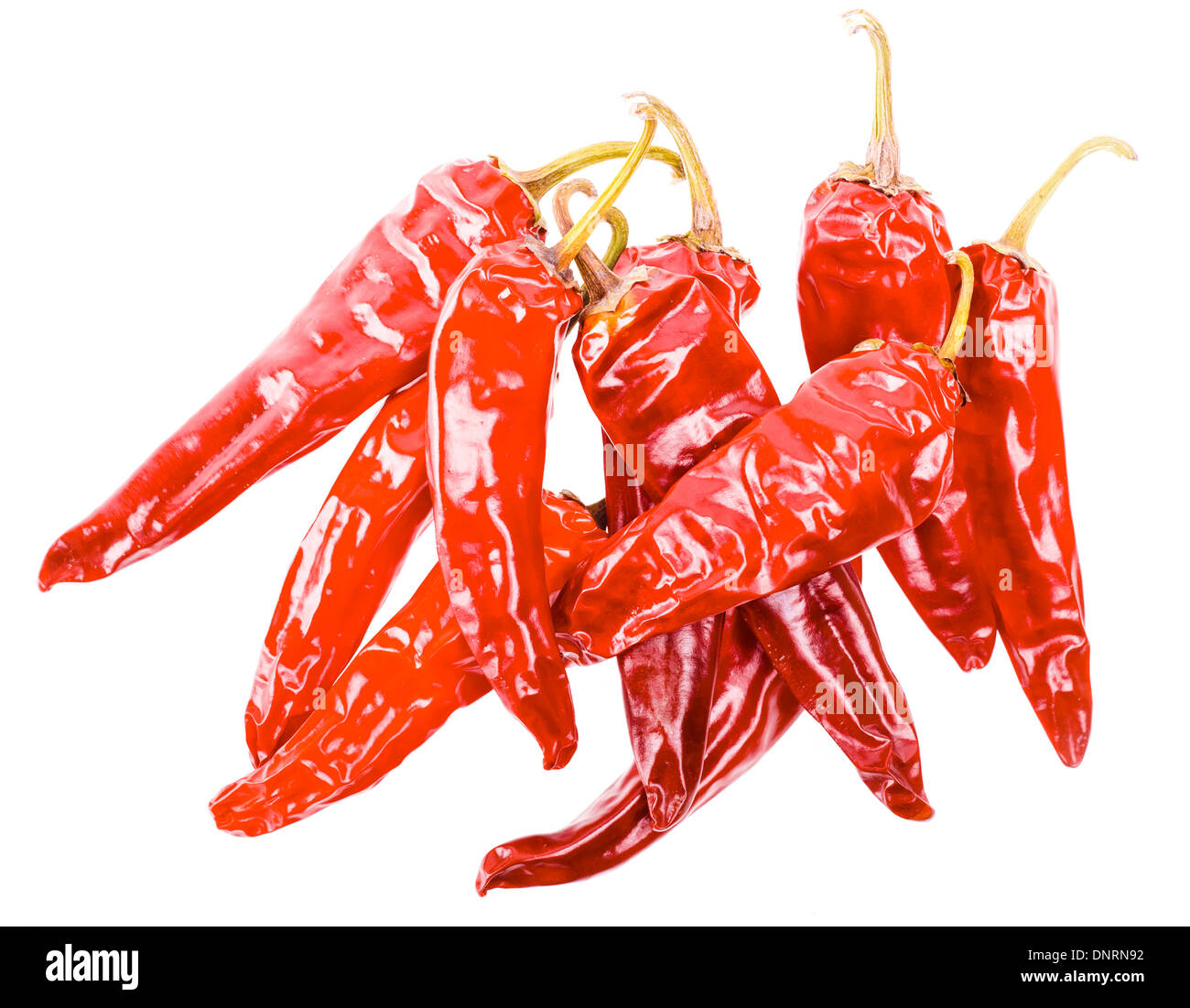 Essiccato Red Hot Chili Peppers isolati su sfondo bianco Foto Stock