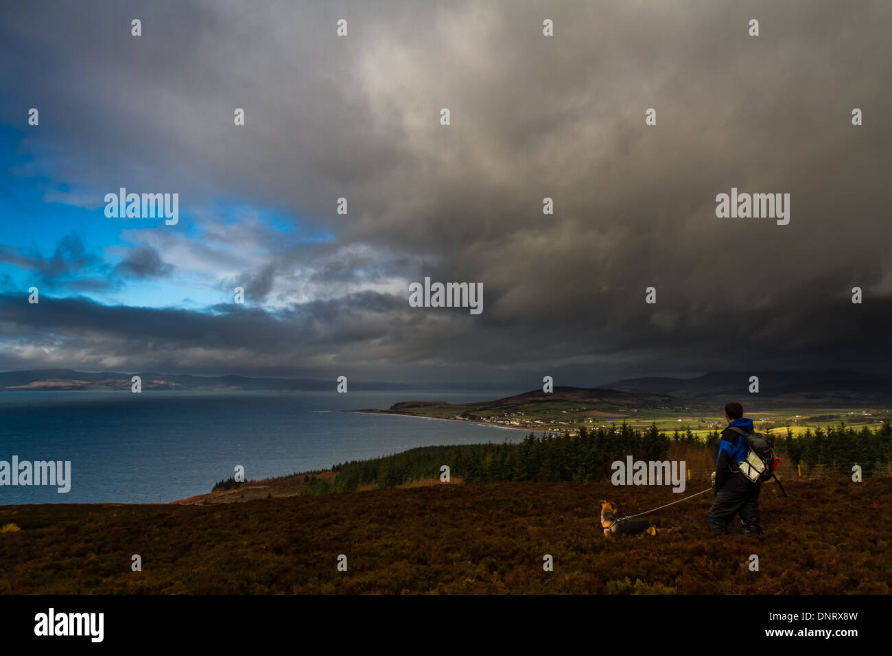 Tempesta imminente sull'isola di Arran (da Cnoc Don) Foto Stock
