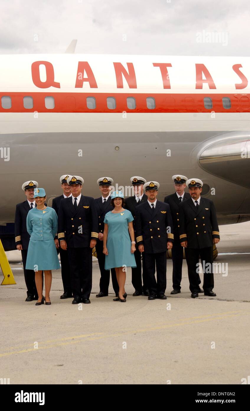 Agosto 28, 2002 - K25984AR SPIRITO DI AMICIZIA GLOBAL TOUR si ferma all'aeroporto JFK di New York, 28/08/02. ANDREA RENAULT/ 2002..John Travolta(Immagine di credito: © Globo foto/ZUMAPRESS.com) Foto Stock