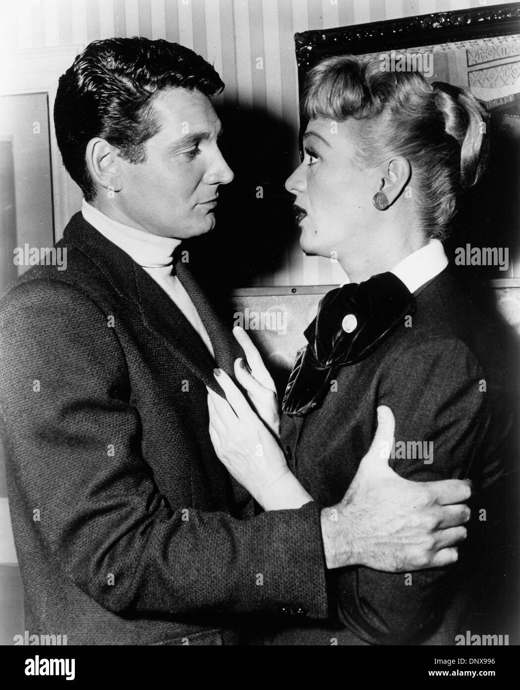 Ottobre 31, 1956 - Vigilia ARDEN Gene Barry. La nostra Miss Brooks 1956.(Immagine di credito: © Globo foto/ZUMAPRESS.com) Foto Stock