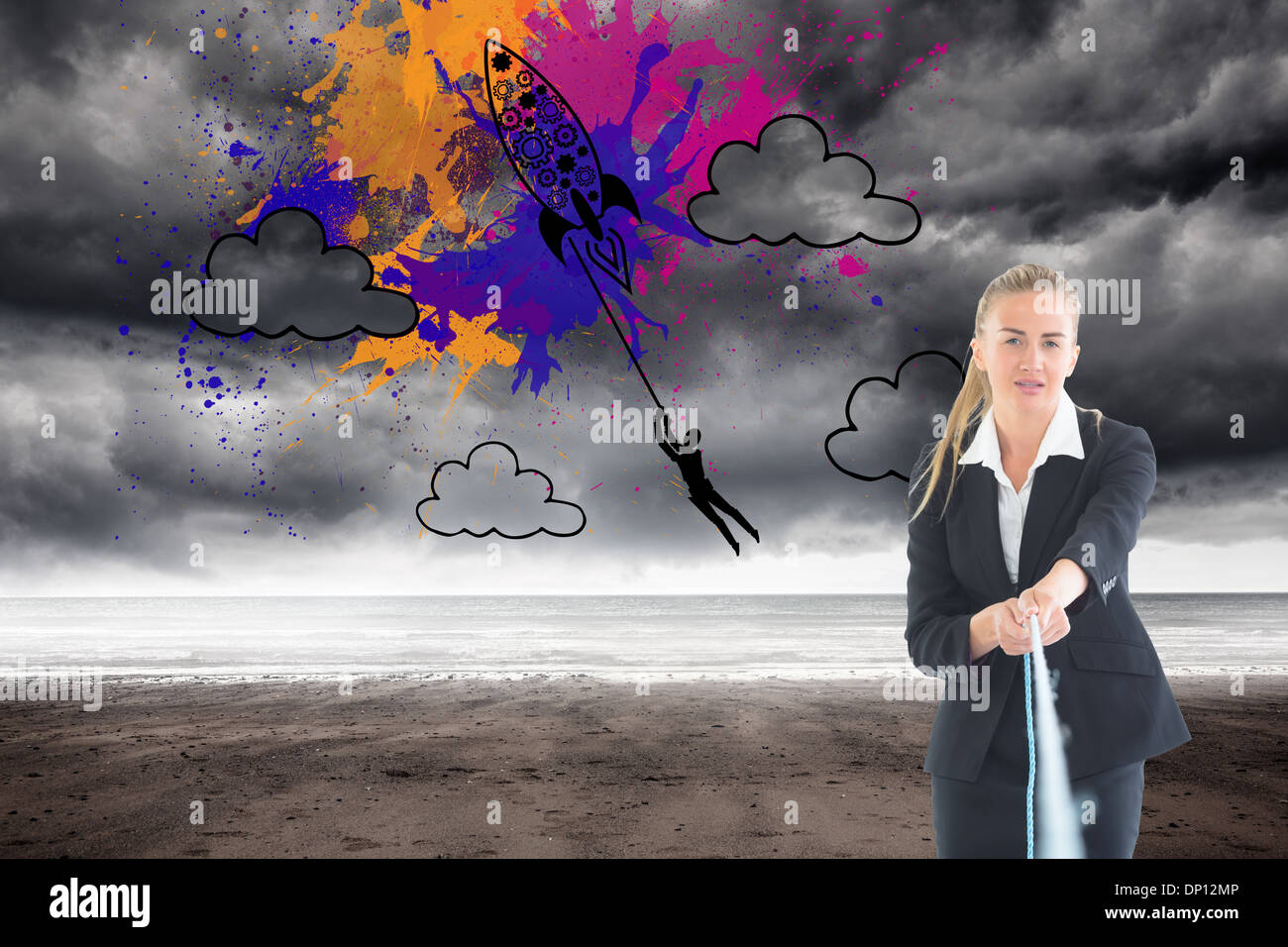 Immagine composita di imprenditrice tirando una corda Foto Stock