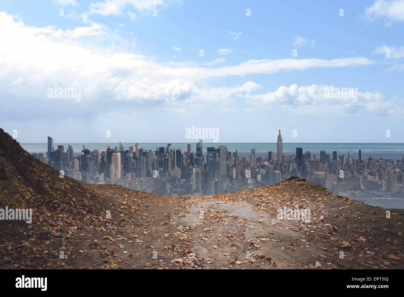Grande città all'orizzonte Foto Stock
