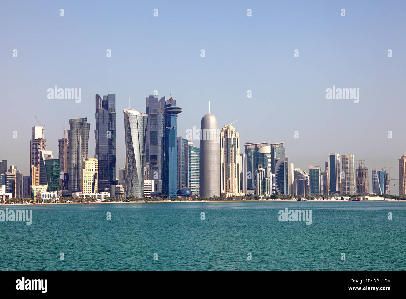 Skyline di Doha. Il Qatar, Medio Oriente Foto Stock