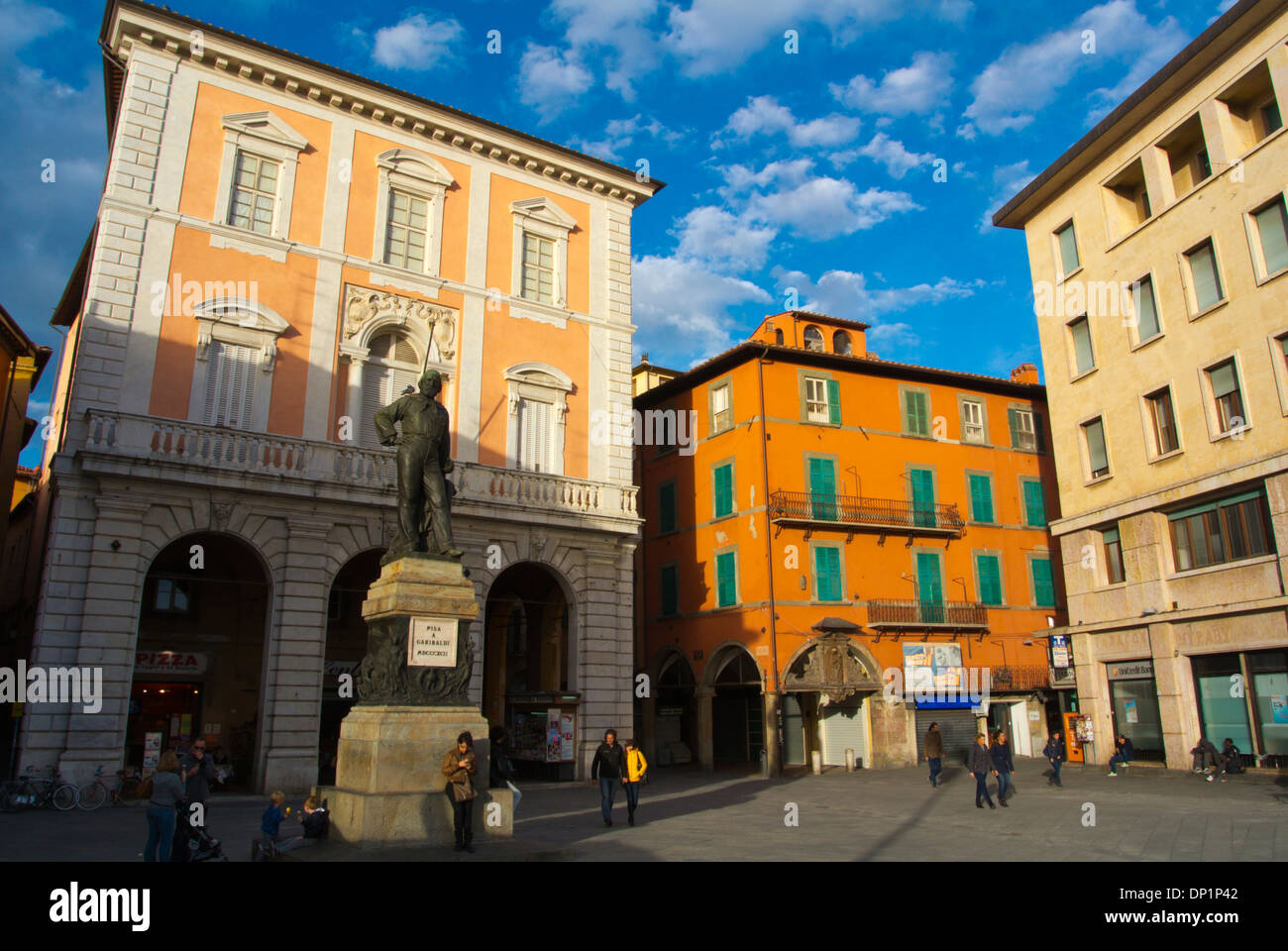 Piazza Giuseppe Garibaldi Piazza Città Vecchia città di Pisa Toscana Italia Europa Foto Stock