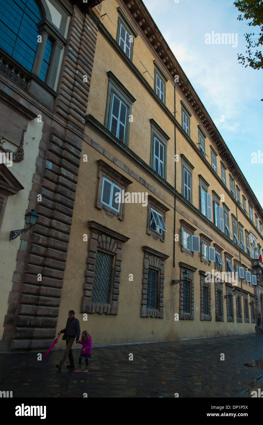 Piazza San Piazza del Giglio città vecchia città di Lucca Toscana Italia Europa Foto Stock