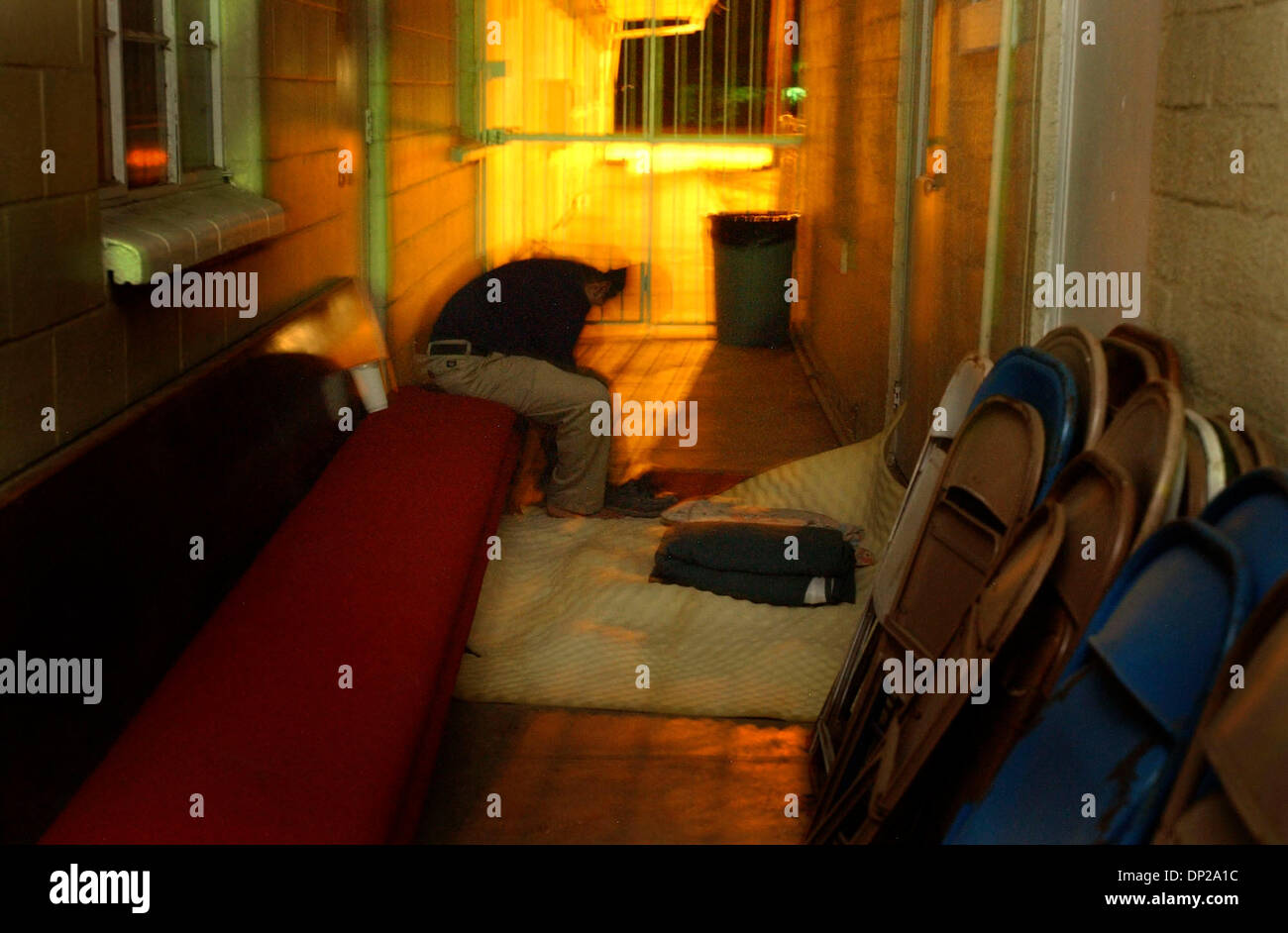 Makeshift bed immagini & makeshift bed fotos stock alamy Un letto di fortuna