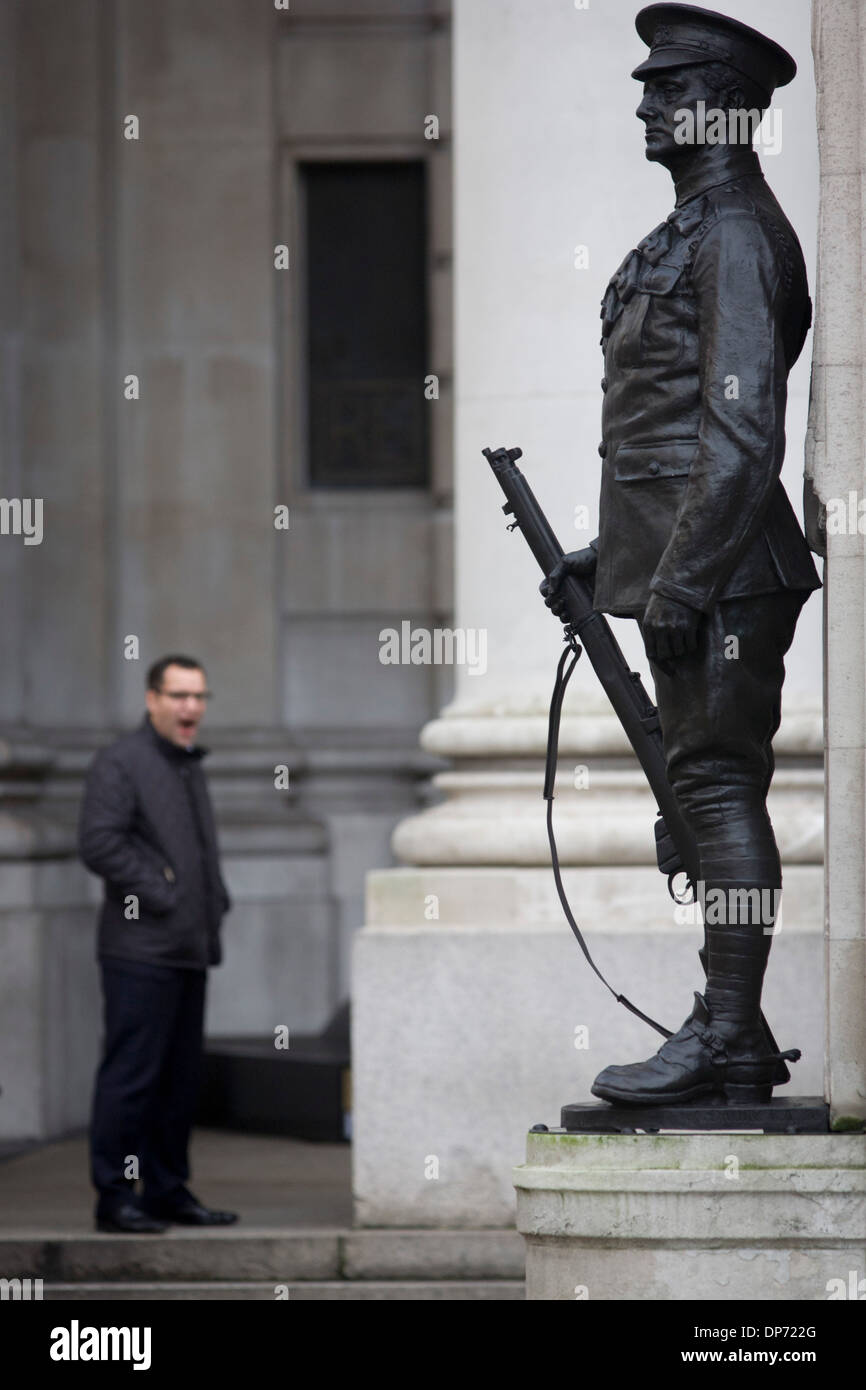 War Memorial eroe in Cornhill, City of London ricordare quelli uccisi nella prima guerra mondiale. Foto Stock
