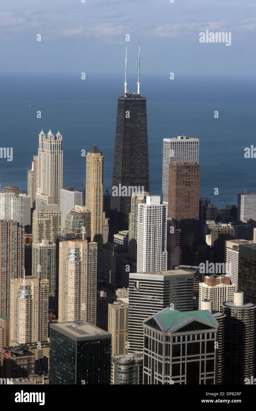 Oct 14, 2006; Chicago, IL, Stati Uniti d'America; la Sears Tower è un grattacielo di Chicago, Illinois, e l'edificio più alto negli Stati Uniti. Commissionato dalla Sears Roebuck e società, è stato progettato da chief architect Bruce Graham e ingegnere Fazlur Khan dei grattacieli Skidmore, Owings & Merrill. La costruzione è iniziata nel mese di agosto 1970 e l'edificio ha raggiunto la sua originariamente previsto m Foto Stock
