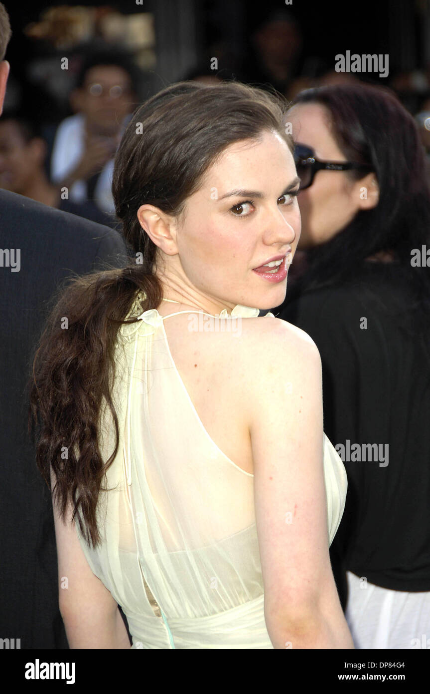 Giugno 21, 2006 - Hollywood, California, Stati Uniti - K48403MG.''SUPERMAN restituisce'' Premiere mondiale .MANN VILLAGE & BRUIN TEATRI, Westwood, CA .06-21-2006. - 2006.ANNA PAQUIN(Immagine di credito: © Michael Germana Globo/foto/ZUMAPRESS.com) Foto Stock