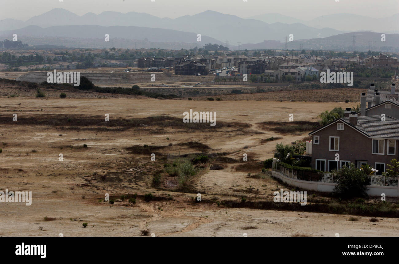 (Pubblicato il 7/26/2006, NC-1) Giugno 29th, 2006, Carmel Valley, California, Stati Uniti d'America  Questo è il sito di Del Mar Union School District l'Ottava Scuola chiamato aria dell'oceano scuola elementare di giovedì a Carmel Valley, California. Questa foto viene scattata guardando ad est.  Credito: foto di Eduardo Contreras/San Diego Union-Tribune/Zuma premere. copyright 2006 San Diego Union-Tribune Foto Stock