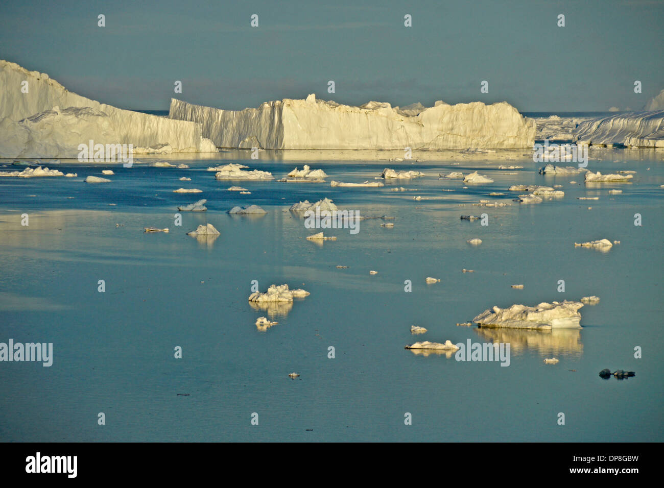 Iceberg nella baia di Disko, Ilulissat, Groenlandia occidentale Foto Stock