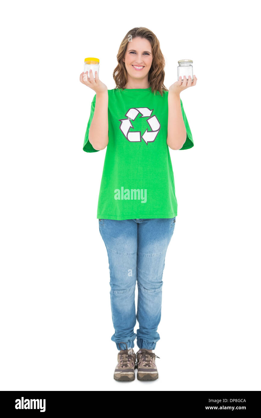 Attraente attivista ambientale azienda pentole Foto Stock