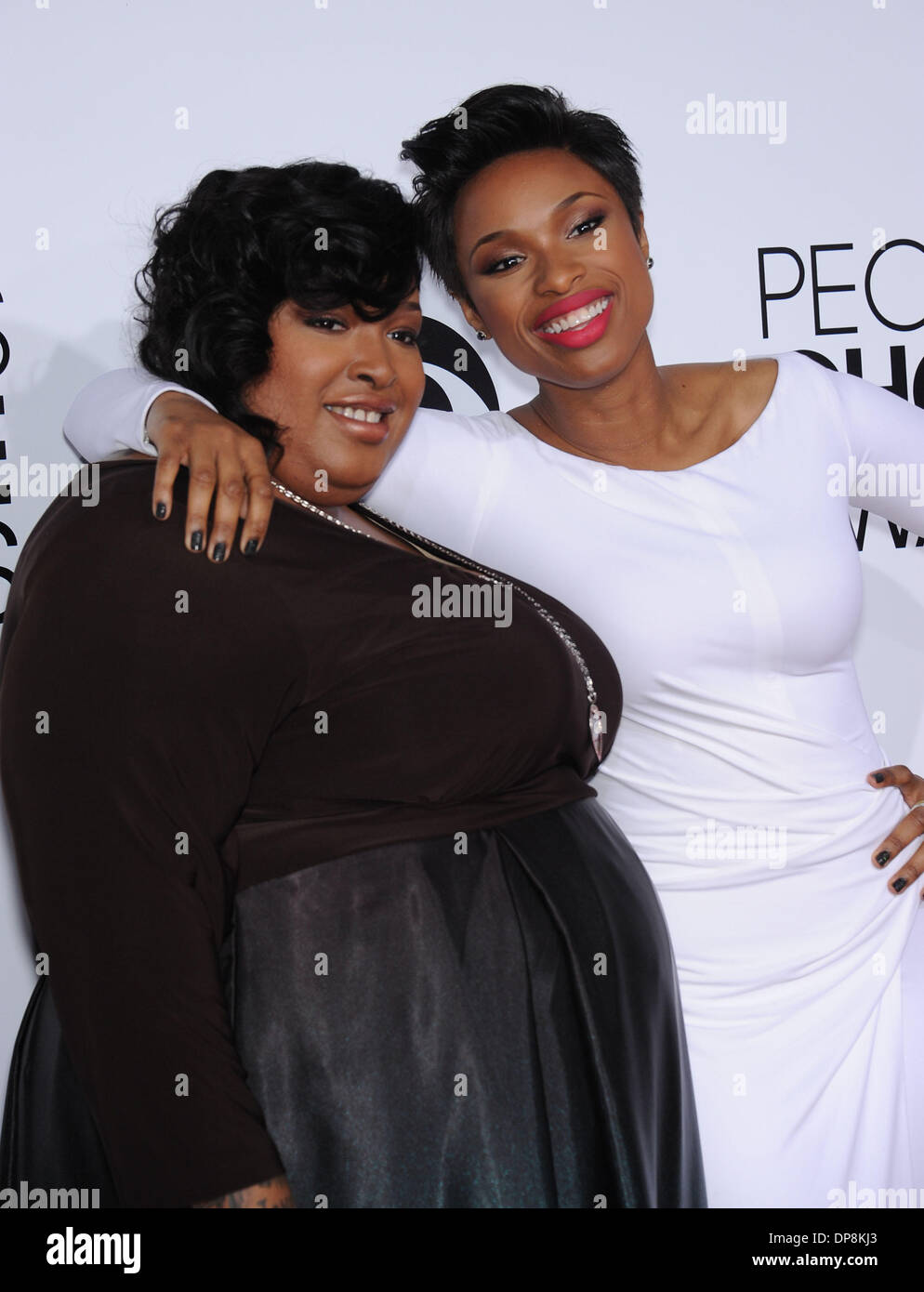 Los Angeles, California, USA. 8 Gen, 2014. Jennifer Hudson & sorella arriva per il People's Choice Awards 2014 presso il Nokia Theater. © Lisa O'Connor/ZUMAPRESS.com/Alamy Live News Foto Stock