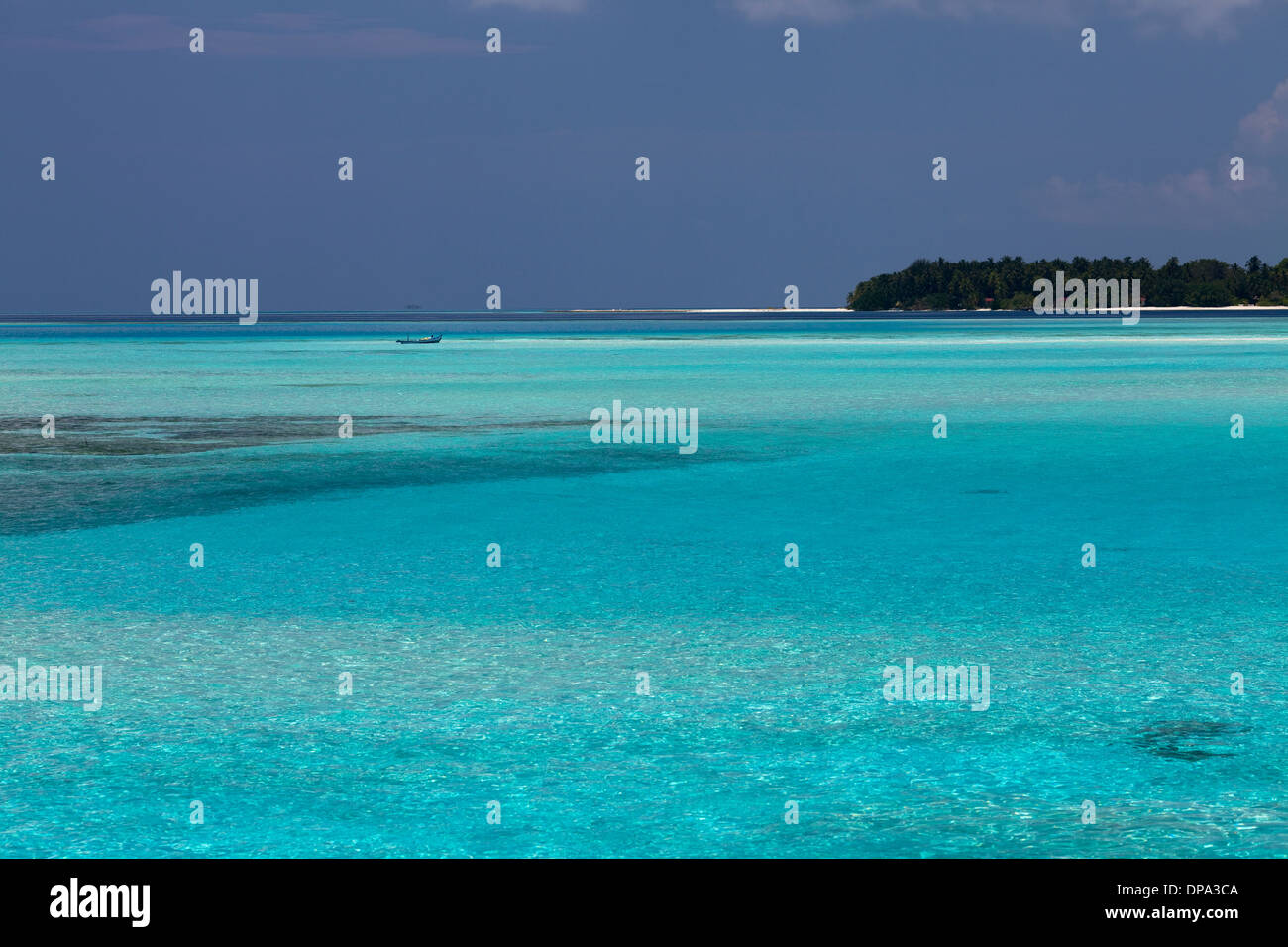 La bellissima isola di Kandooma in South Male Atoll, Maldive Foto Stock