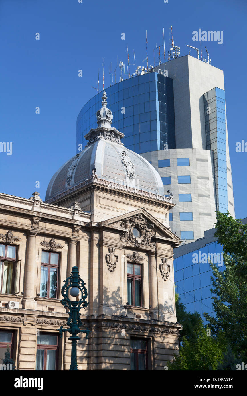 Consorzio economico Palace e Bucharest Financial Plaza, quartiere storico, Bucarest, Romania Foto Stock