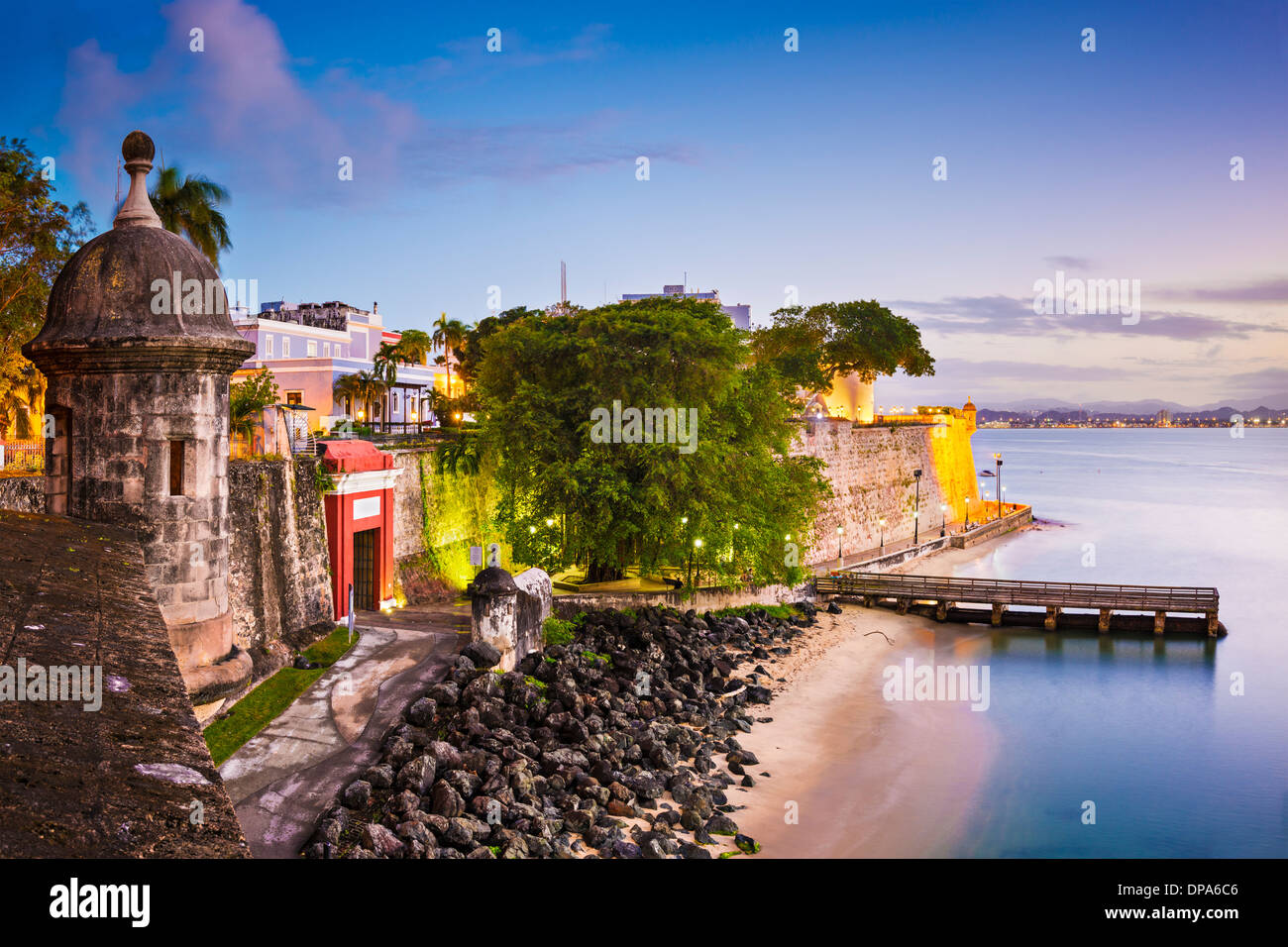 San Juan, Puerto Rico costa a Paseo de la Princesa. Foto Stock