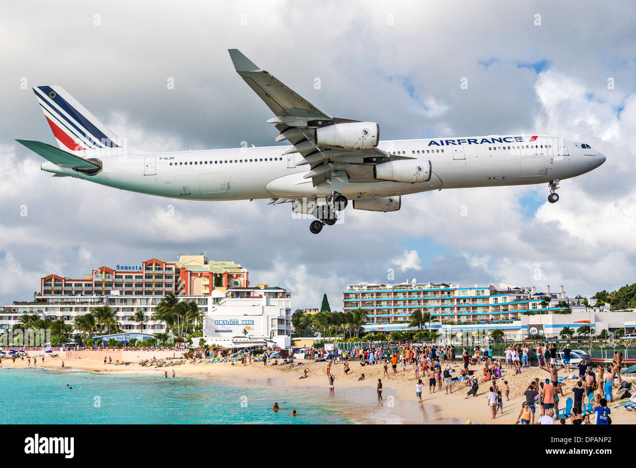 In aereo su Maho Beach in Philipsburg, Sint Maarten. Foto Stock